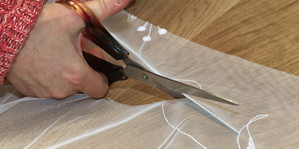 Zalety kupowania firanek w metrażu